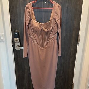 Fashion Nova Long Sleeve Dress in Dusty Pink